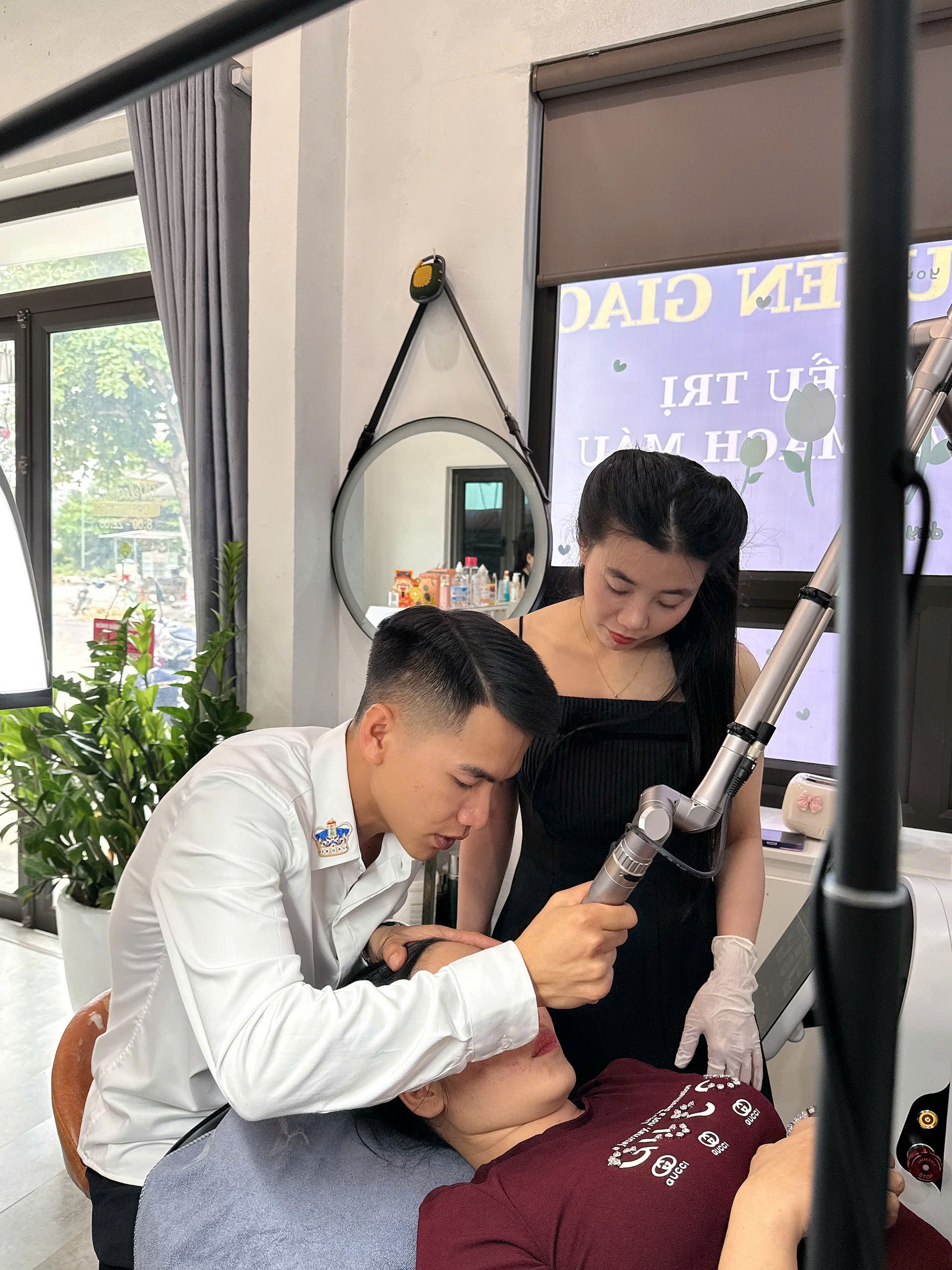 Chuyên gia Phùng Hoàng Anh đồng hành cùng Spa Việt